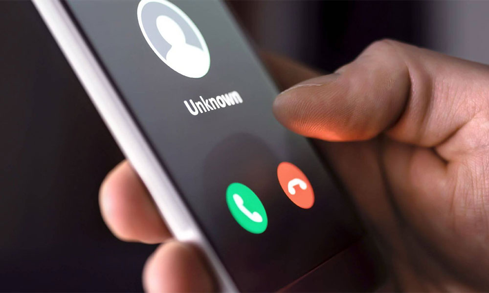 Hesap sahte, ses  kopya ama tuzak gerçek