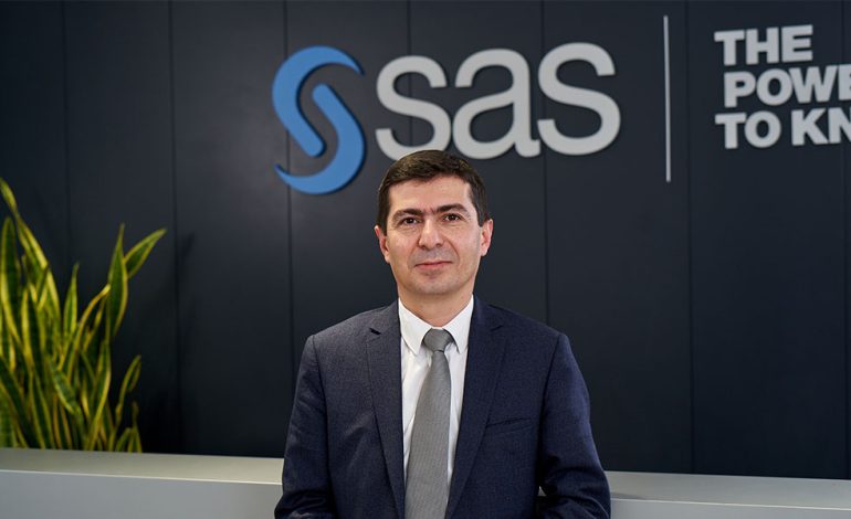 Küresel Yapay Zeka Deneyimi Yerel Dönüşümü Hızlandırabilir mi?